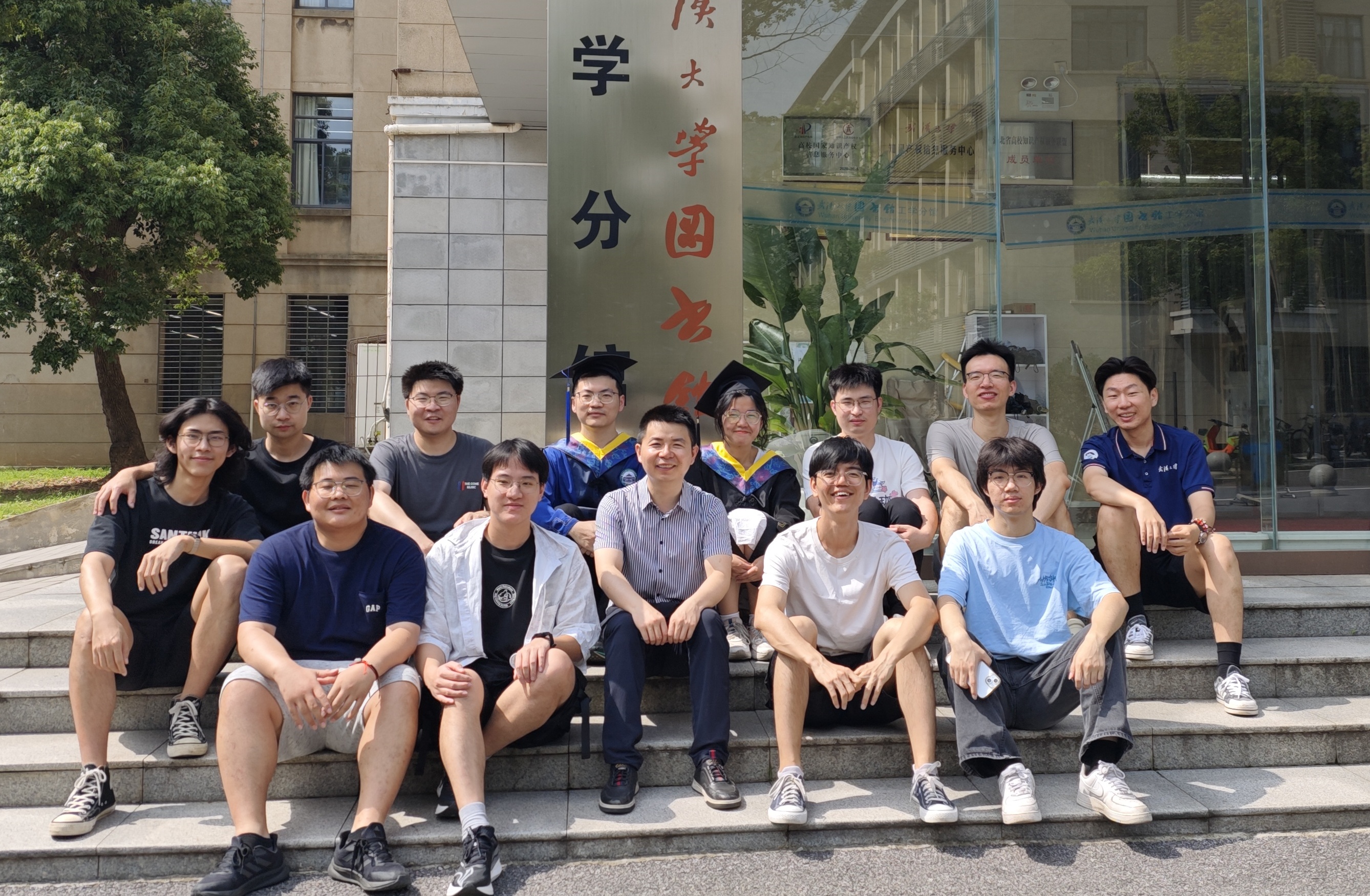 加入我们